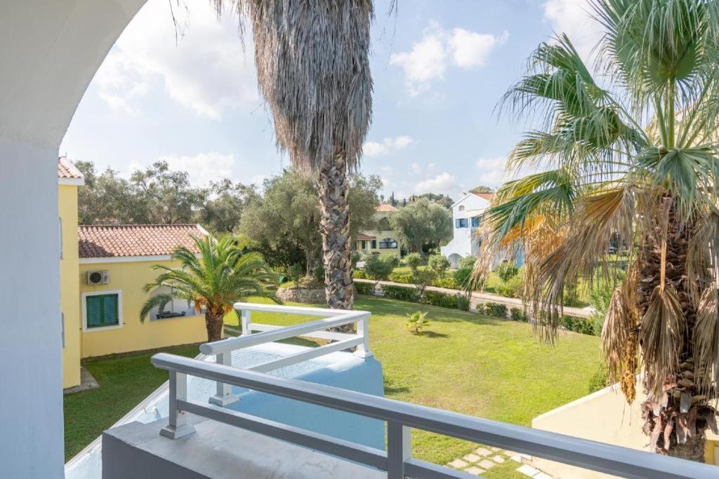 Palm Tree Corfu Apt. Danilia Exterior photo